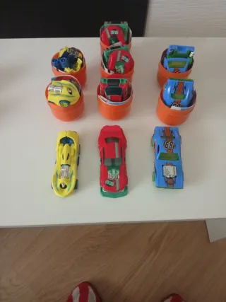 Coches Hot Wheels Kinder Sorpresa