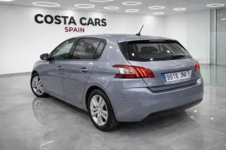 Peugeot 308 2016