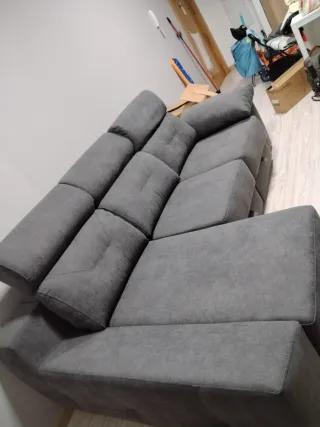 Sofá chaise long nuevo gris