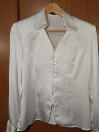 Blusa Zendra Blanca Bordada