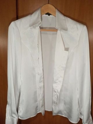 Blusa Zendra Blanca Bordada