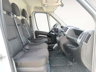 Peugeot Boxer Furgon BlueHDi 140 S&S 435 L3H3 103 kW (140 CV)