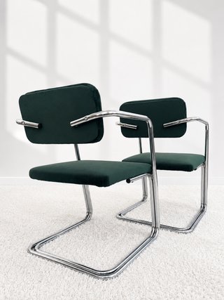 SILLAS CANTILEVER VINTAGE CON APOYABRAZOS. 70s
