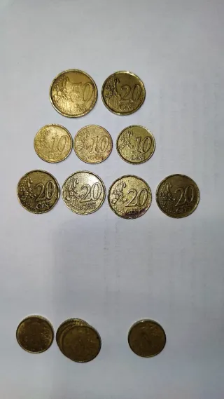 Monete euro con difetto