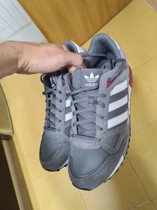 Zapatillas Adidas ZX 750 Gris/Rojo de segunda mano por 42 EUR en