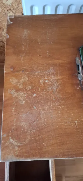 Máquina de coser Wertheim antigua con mueble.