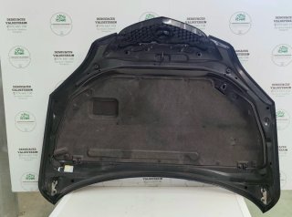 Capó Mazda 3