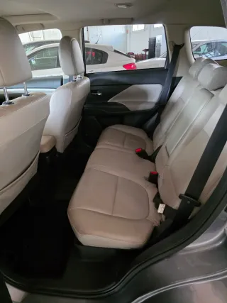 Mitsubishi Outlander 2015