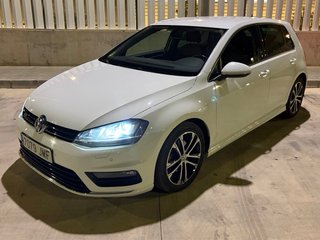 VW GOLF VII R-LINE DSG TDI LED NAVI CAMARA TEMPOMA