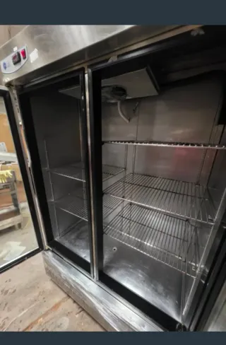 ☑️Vitrina Refrigerada 2P Cristal 1300x700x2000