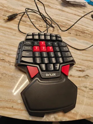 Teclado Gaming Delux T9