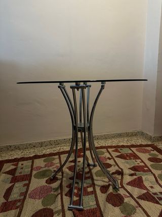 Mesa redonda cristal y metal