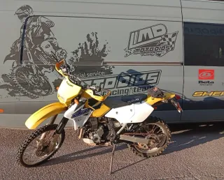 SUZUKI DRZ 400
