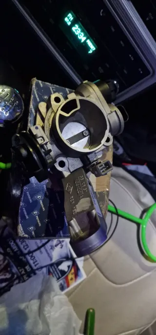 Cuerpo de mariposa Renault Clio II, Clio III,
