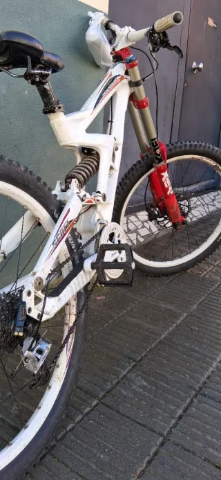 Bicicleta Descenso Scott Gambler