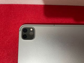 iPad Pro 12.9 6th Gen Wifi Celular No Enciende