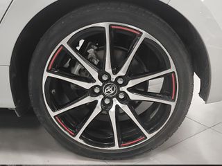 Toyota Yaris 1.5 120H GR-Sport 85 kW (116 CV)