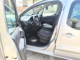 Peugeot Partner 2010