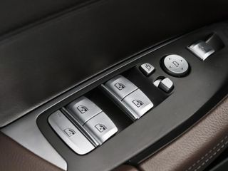 BMW iX3 80 kWh 210 kW (286 CV)