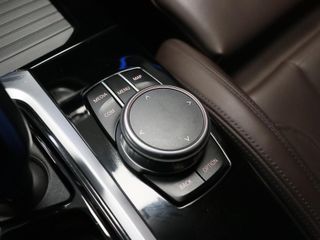 BMW iX3 80 kWh 210 kW (286 CV)