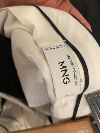 Traje Mango Negro
