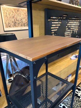 Estantería Industrial Negra y Madera