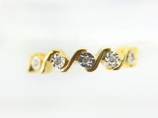 anillo oro 18k con piedra con diamante