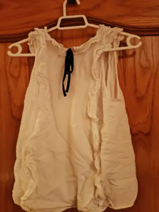 Camisa blanca de manga larga