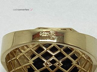 sello oro 18k con piedra con onix