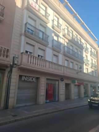 Piso en plazas de España don Víctor