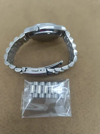 Reloj Seiko 5 Automático Dorado/Gris