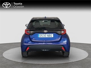 TOYOTA Yaris ACTIVE PLUS