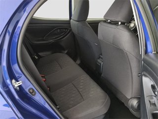 TOYOTA Yaris ACTIVE PLUS