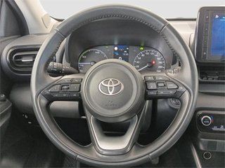 TOYOTA Yaris ACTIVE PLUS