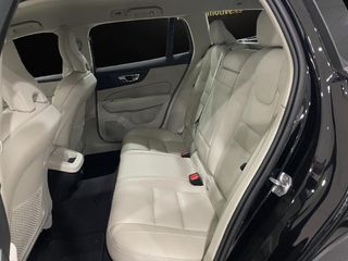 VOLVO V60 V60 2.0 B4 (D) AWD Cross Country AUTO