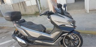 Daelim 250cc Maxi Scooter Automática