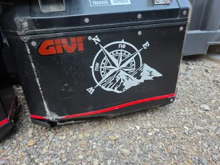 Maletas Givi Outback Trekker Vstrom