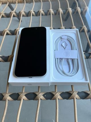 iPhone 16 Blanco NUEVO
