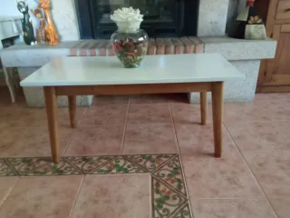 Tavolino da caffè in legno