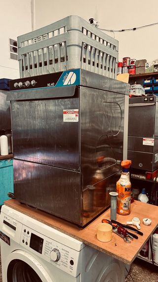 Lavavasos Adler NL40 con bomba desague