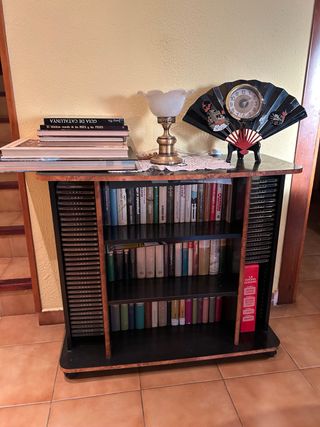 Mueble madera negro/marrón