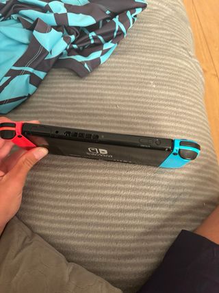 Nintendo Switch Azul y Rojo