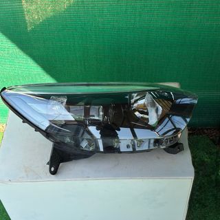 Faro Renault Captur 1