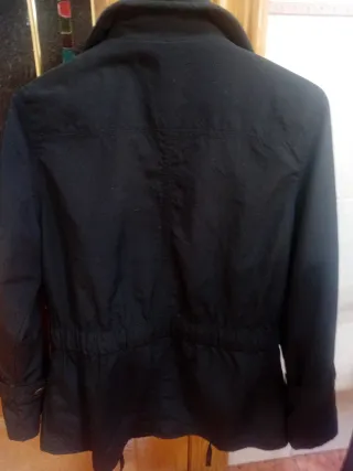 Parka Trucco talla 38 negra Entretiempo y regalo