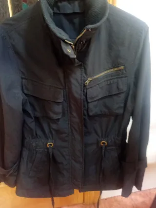 Parka Trucco talla 38 negra Entretiempo y regalo