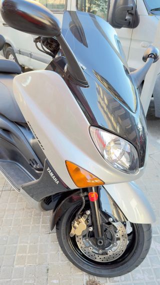 YAMAHA T-MAX 500