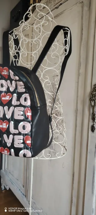 Zaino Love Moschino nero e rosa