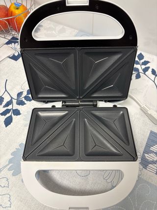 Sandwichera Alpina Blanca