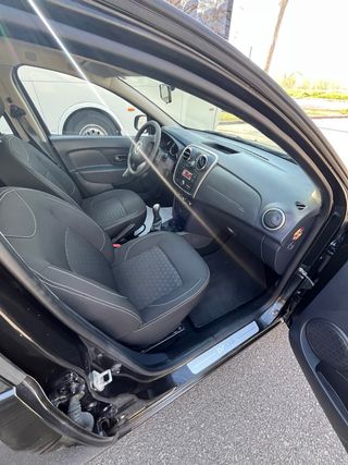 Dacia Sandero 2015