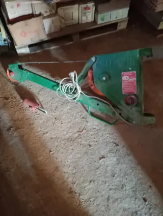 Elevador Montacargas Umacon U-160 k